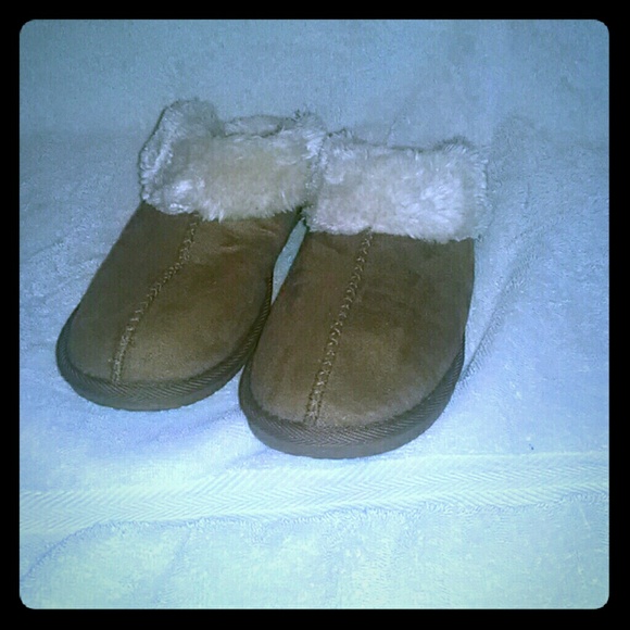 Airwalk slide ons