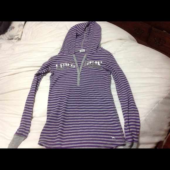 VS long sleeve hoodie