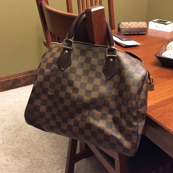 Louis Vuitton speedy 30