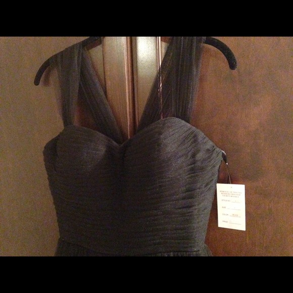 Dress - Picture 2 of 4