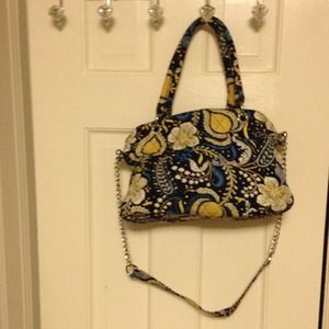 Vera Bradley Purse in blue paisley pattern