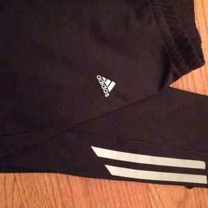 Adidas ClimaLite capri tights
