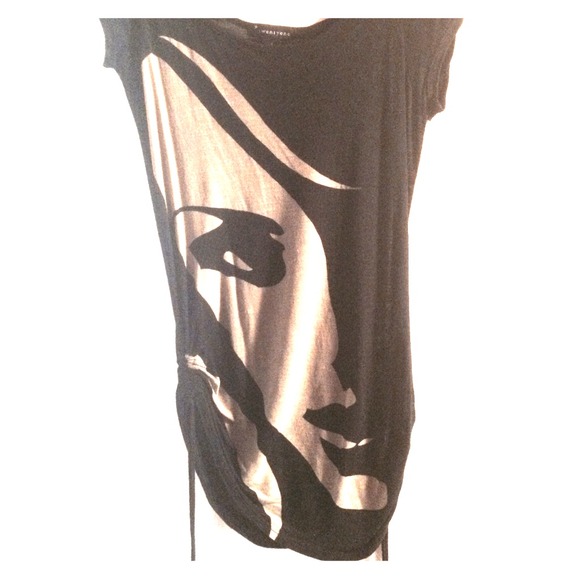 Printed Top with Drawstring Sides - Picture 1 of 1