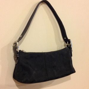 REDUCED!! Auth Coach black signature purse REDUCED!! Auth Coach black signature purse