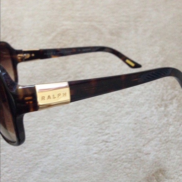 ?REDUCED ? brown Ralph Lauren Sunglasses ?
