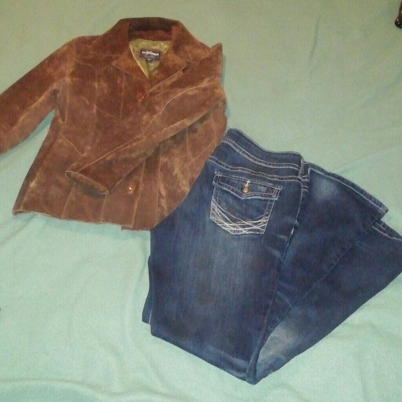 Brown suede jacket - Picture 4 of 4