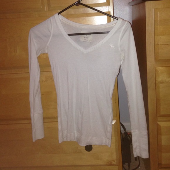 Plain white long sleeve shirt - Picture 1 of 1