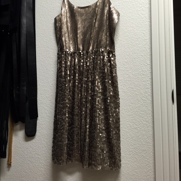 Express dress sequins gold bronze color - Picture 2 of 8