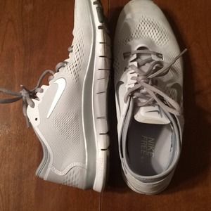 Nike 5.0 Free Runs