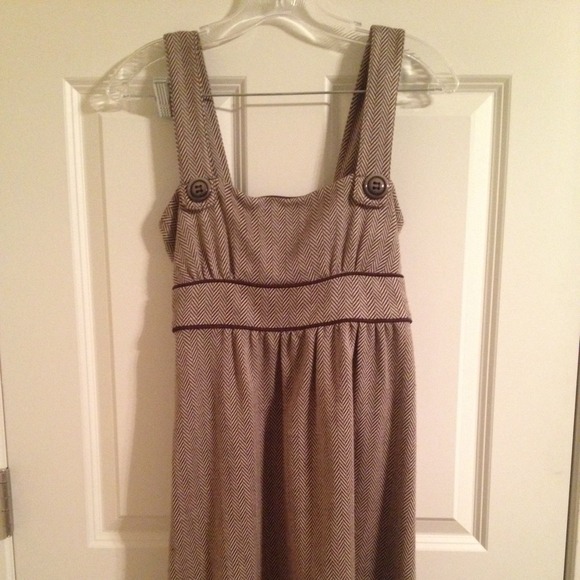 Knee-length dress - Picture 1 of 4