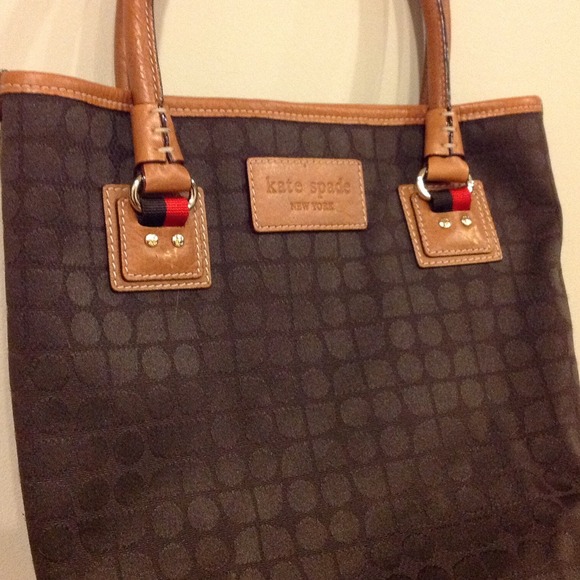 kate spade Handbags - 💯Auth Kate Spade brown signature tote