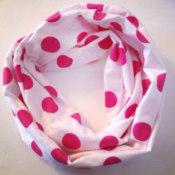 🌟SOLD-Pink Polka Dot Scarf
