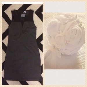 {bundle 4 smantley} wedding bouquet and H&M Dress