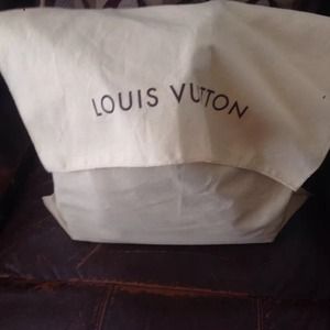 One owner, smoke free home with no animals.