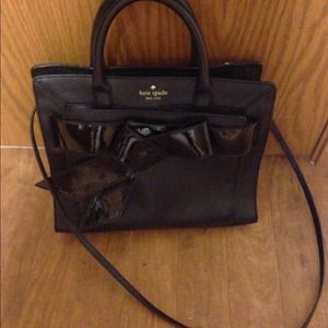 Kate Spade messenger bag 😍