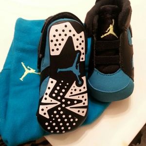 Infant jordan shoes