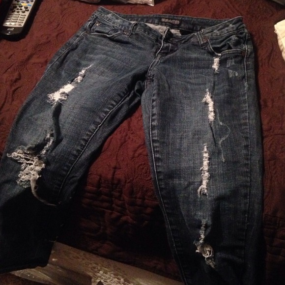 dark capris - Picture 2 of 4