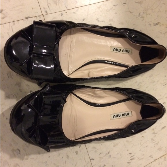 Miu Miu black bow flats