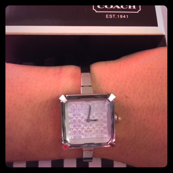 Stunning Coach watch in silver (stainless steel)