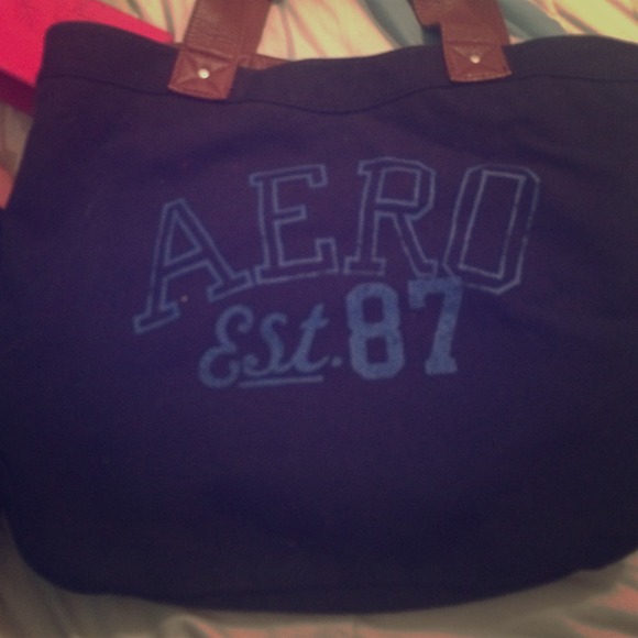 Aero tote bag