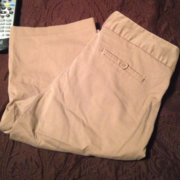 capris