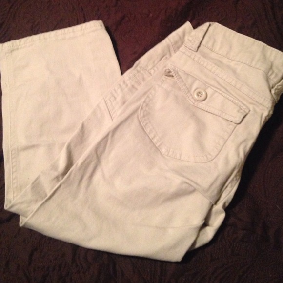 capris - Picture 3 of 4