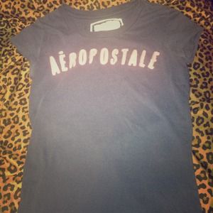 Aeropostale slim fit T
