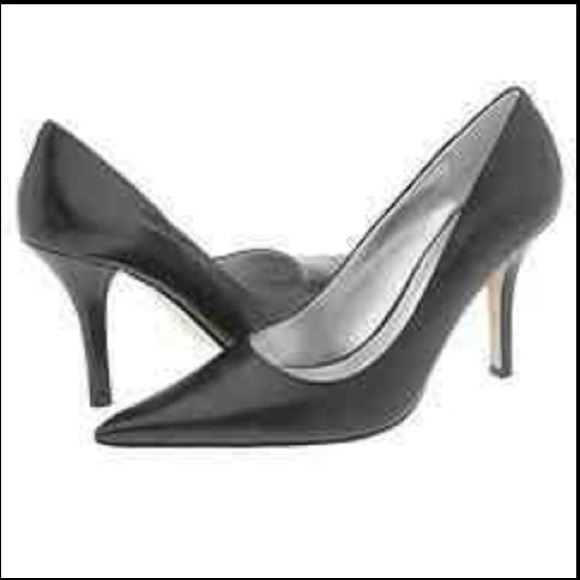 Nine West Shoes - ONE DAY SALE!!! Nine West Freda pumps