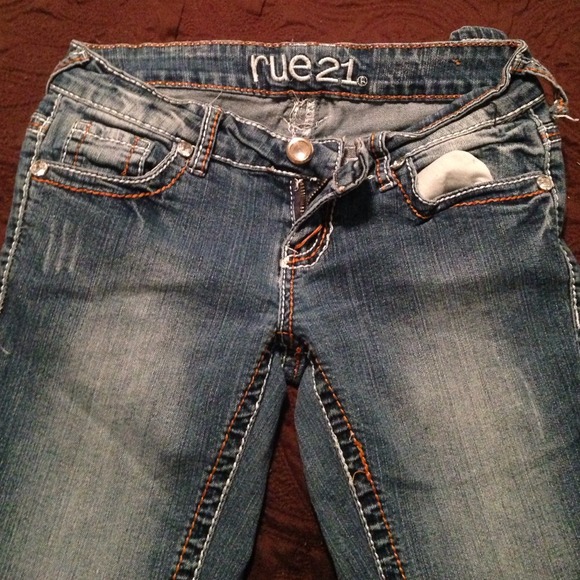 capris - Picture 2 of 4