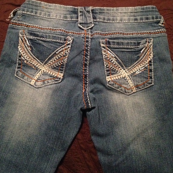 capris - Picture 3 of 4