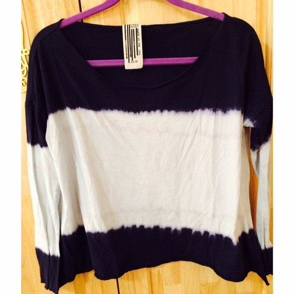 Free People Tops - FREE PEOPLE Long Sleeve Top