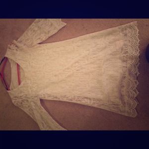 White lace Franchescas dress