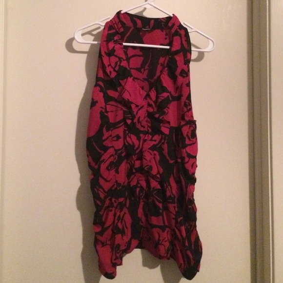 Express sleeveless top