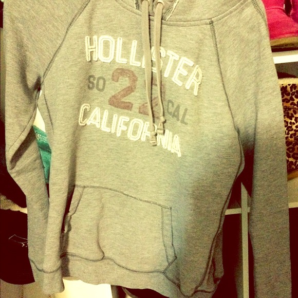 Hollister sweatshirt