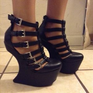Platform heels