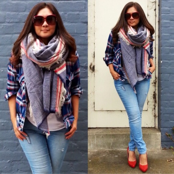 Zara Accessories - Zara blanket scarf