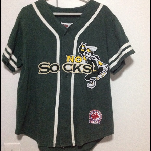 Tops - Vintage baseball shirt
