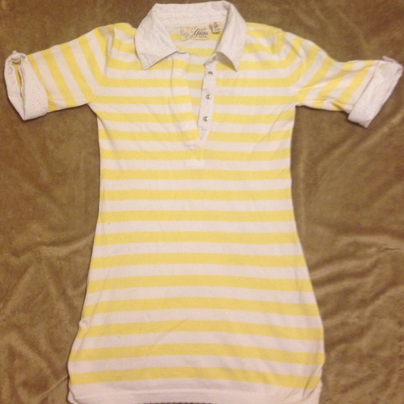 Guess top