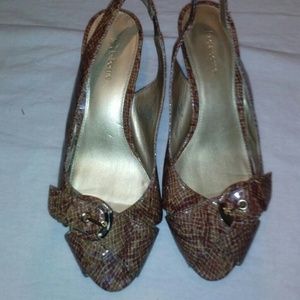 LIZ CLAIBORNE WEDGE SIZE 10