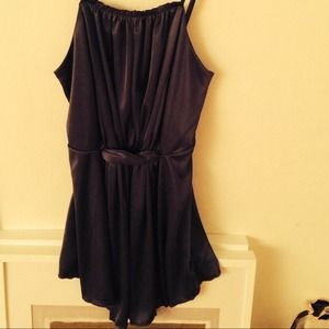 Dark grey top with twist detail