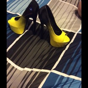 Shoedazzle high heels