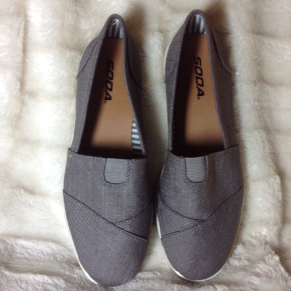 SODA Shoes - SODA SHOES CHARCOAL LINEN COLOR NEW WITH A BOX