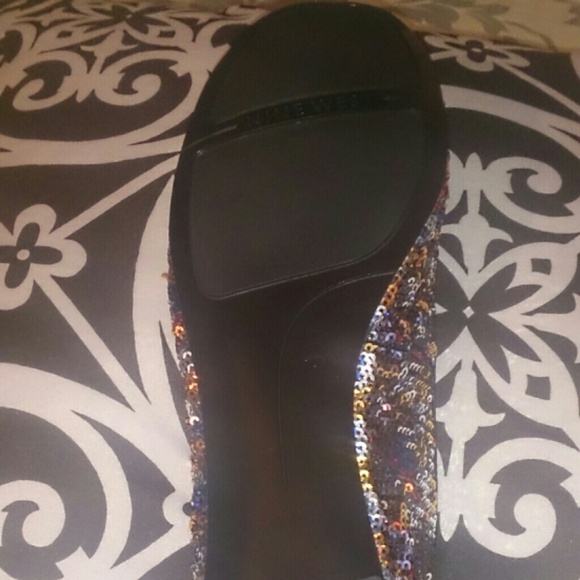 Nine West Flats - Picture 2 of 4