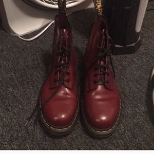Red/Burgundy Dr. Marten 8 Hole Men Size 8