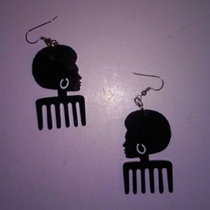 Afro girl silhouette black acrylic earring pendant