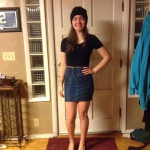 Forever21 patterned body con skirt NWOT