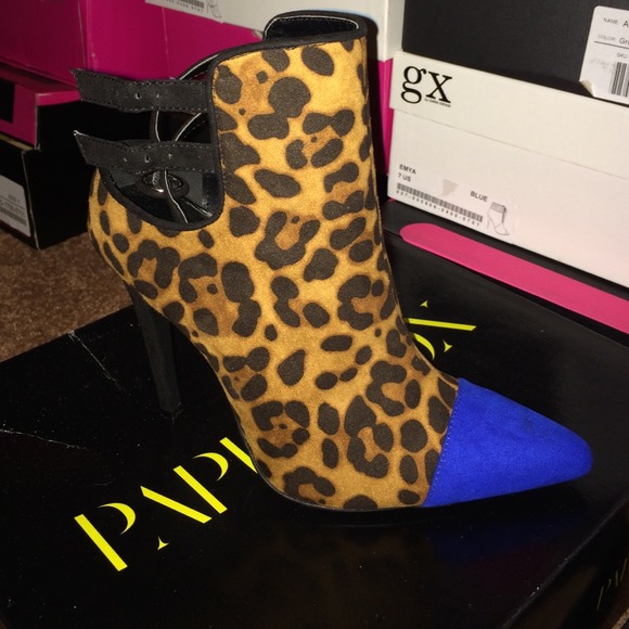 Leopard Shoe