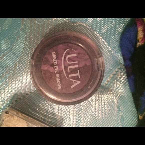 Eyeshadows - Picture 4 of 4