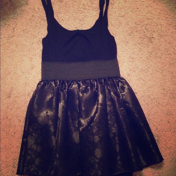 Black Roses Dress
