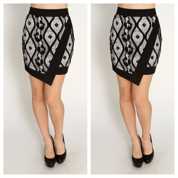 Lace accent skirt
